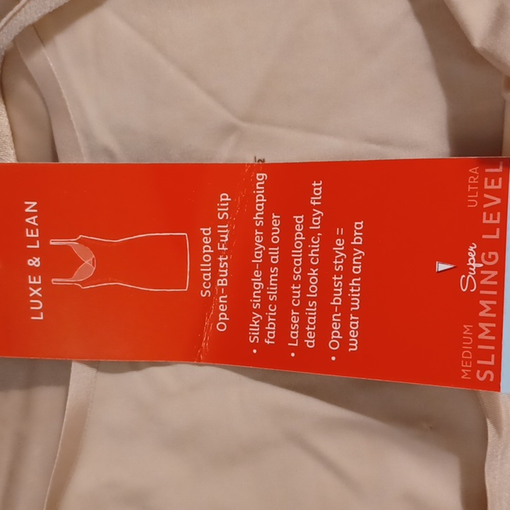 Assets By Spanx Red Hot Label  Luxe and Lean Scalloped Open Bust Full Slip. SL - Picture 11 of 14